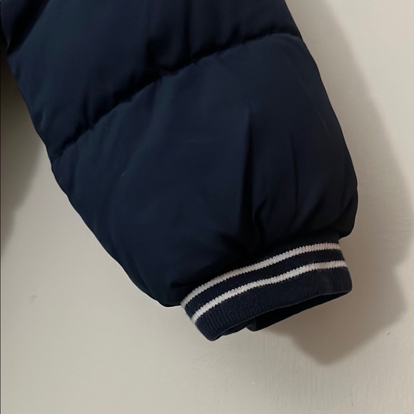 Boys Gap Navy Puffer Jacket. Size 4 - Picture 3 of 5